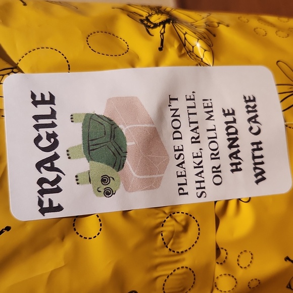 30 Fragile Turtle Handle With Care Stickers - Picture 4 of 4